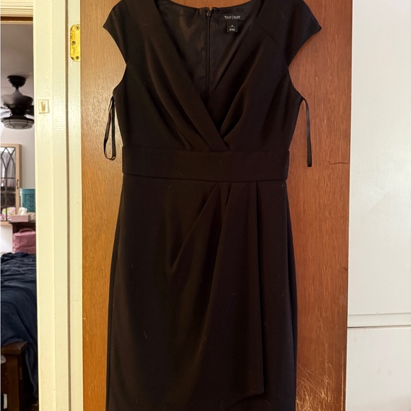 White House Black Market Dresses & Skirts - White House Black Market Black Cap Sleeve Midi Dress